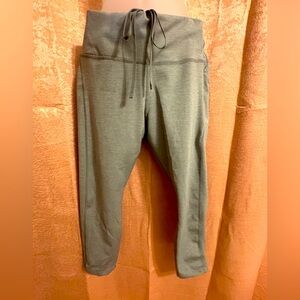 New Nike⭐️⭐️Dri fit leggings-Med